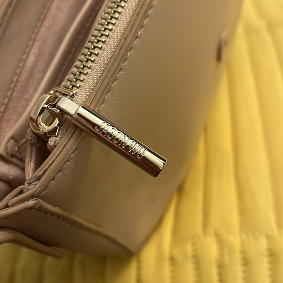 ⬇️⬇️PRICE DROP⬇️⬇️Designer Bag—Jason Wu cross body - Picture 5 of 9